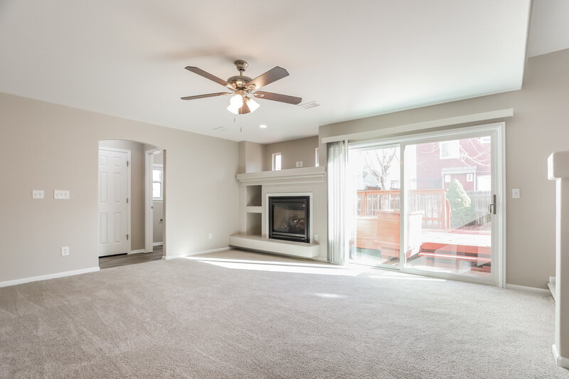 2,850/Mo, 4072 Ensenada St Denver, CO 80249 Living Room View