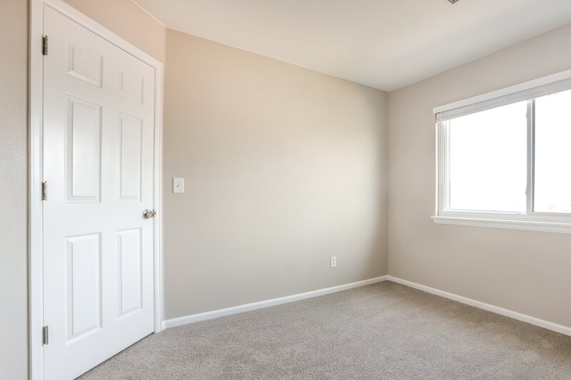2,850/Mo, 4072 Ensenada St Denver, CO 80249 Bedroom View 2