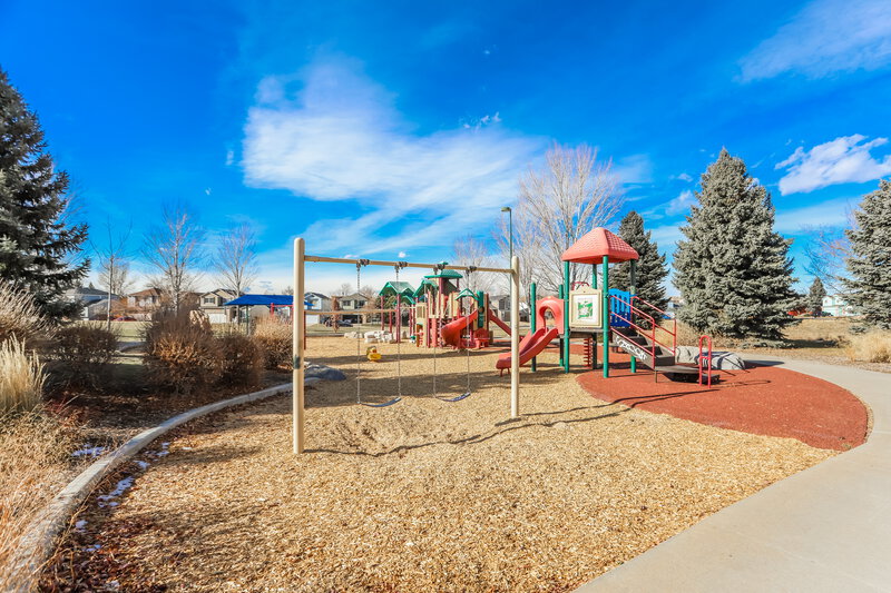 2,850/Mo, 4072 Ensenada St Denver, CO 80249 Amenity View 5