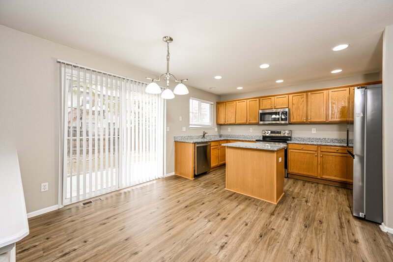 3,185/Mo, 4797 S Liverpool Cir Aurora, CO 80015 Dining Room View