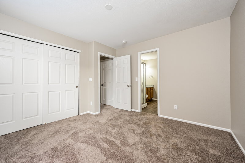 3,185/Mo, 4797 S Liverpool Cir Aurora, CO 80015 Bedroom View