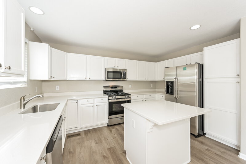 3,760/Mo, 16573 Gilpin St Thornton, CO 80602 Kitchen View 2