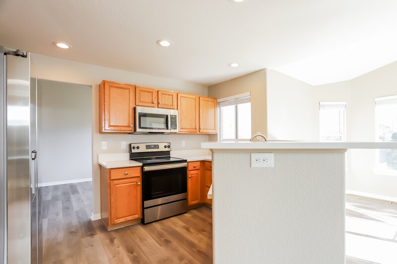 3,650/Mo, 2876 S Tower Way Aurora, CO 80013 Kitchen View