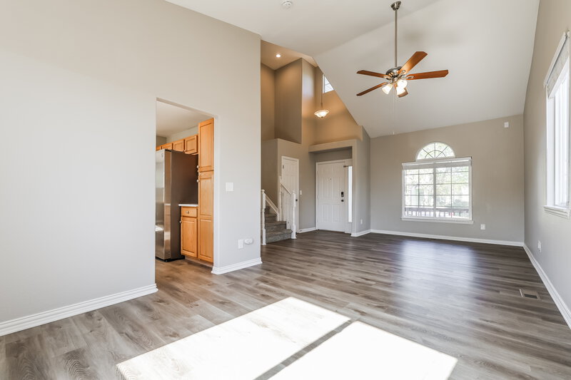 3,600/Mo, 2876 S Tower Way Aurora, CO 80013 Living Room View 3