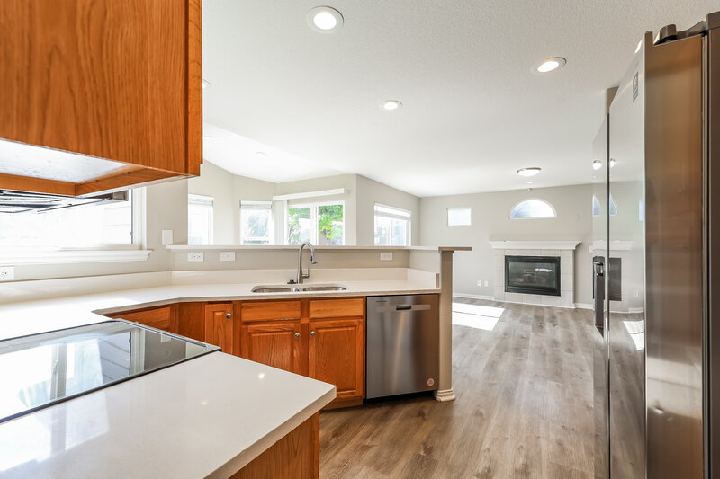 3,600/Mo, 2876 S Tower Way Aurora, CO 80013 Kitchen View