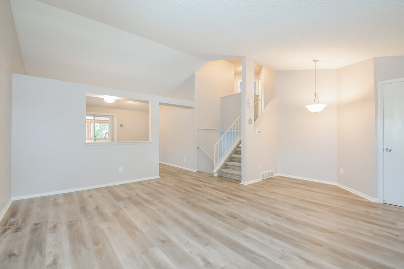 2,480/Mo, 20059 E Wagontrail Ln Centennial, CO 80015 Living Room View 3