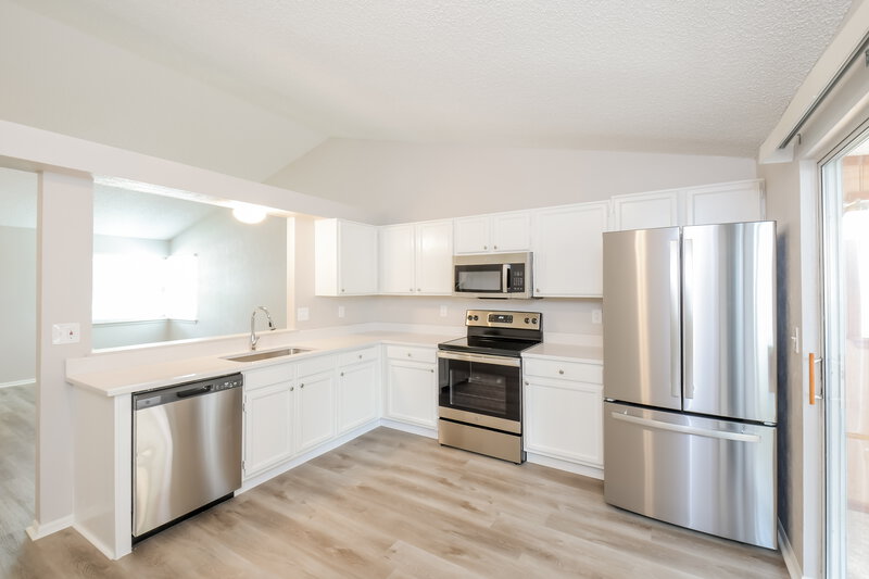 2,480/Mo, 20059 E Wagontrail Ln Centennial, CO 80015 Kitchen View 2