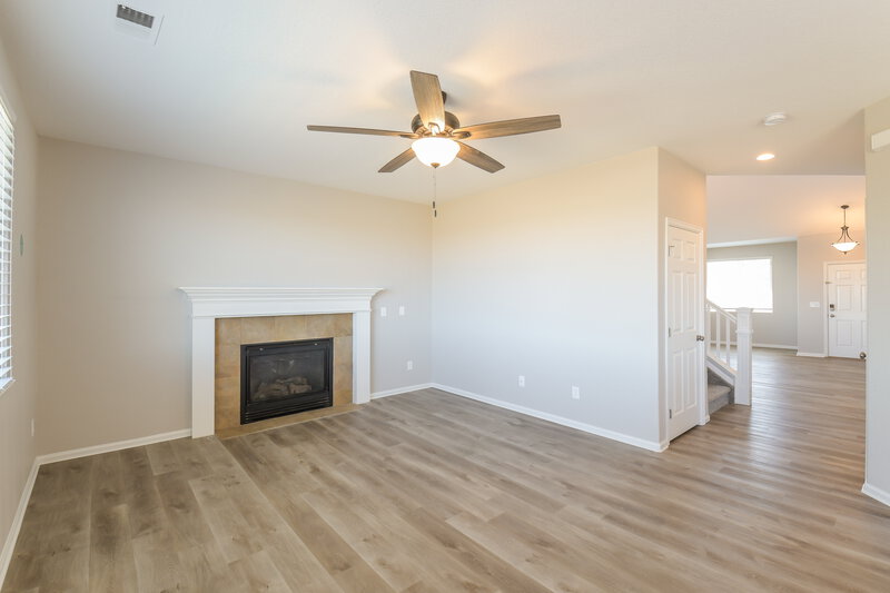 3,080/Mo, 3712 S Rome Way Aurora, CO 80018 Living Room View
