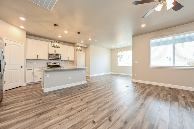 2,785/Mo, 3927 Red Valley Ln Castle Rock, CO 80104 Living Room View 2