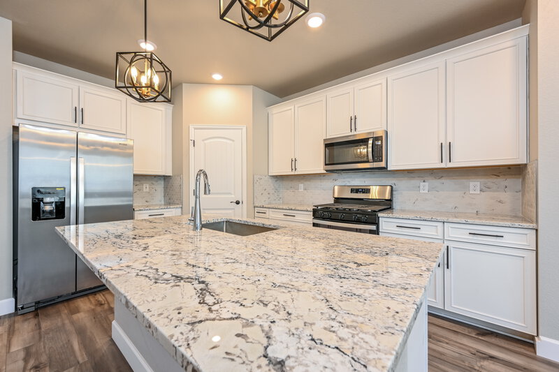 2,785/Mo, 3927 Red Valley Ln Castle Rock, CO 80104 Kitchen View
