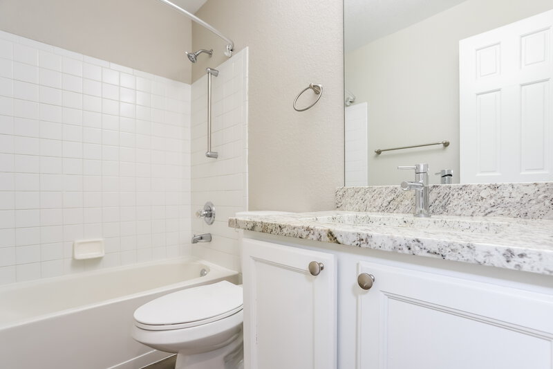 2,870/Mo, 17028 Foxton Dr Parker, CO 80134 Main Bathroom View