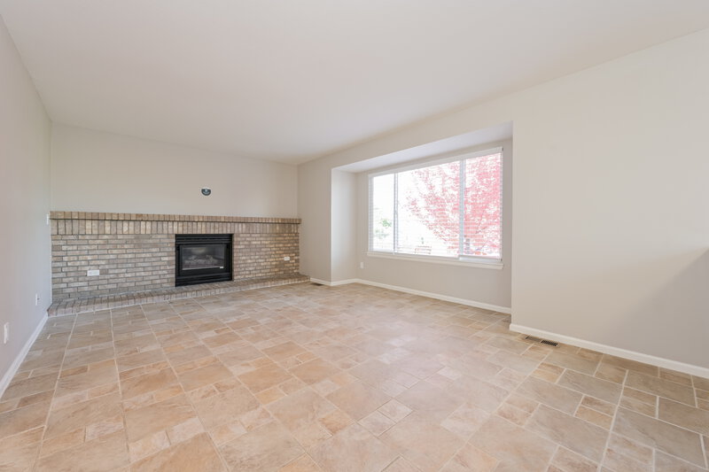 2,950/Mo, 16131 Bluebonnet Dr Parker, CO 80134 Living Room View 2