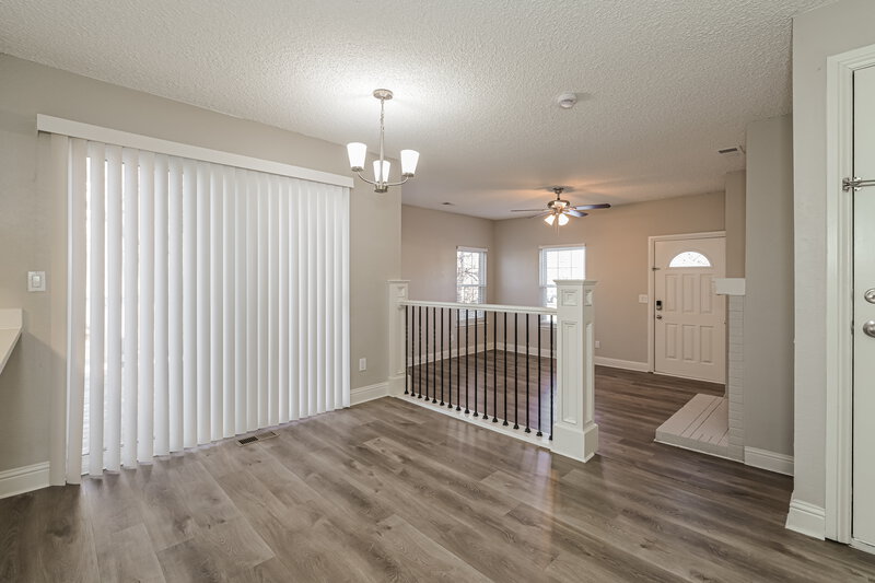 2,795/Mo, 17704 E Bellewood Dr Aurora, CO 80015 Living Room View 2