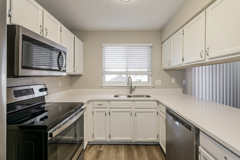 2,795/Mo, 17704 E Bellewood Dr Aurora, CO 80015 Kitchen View