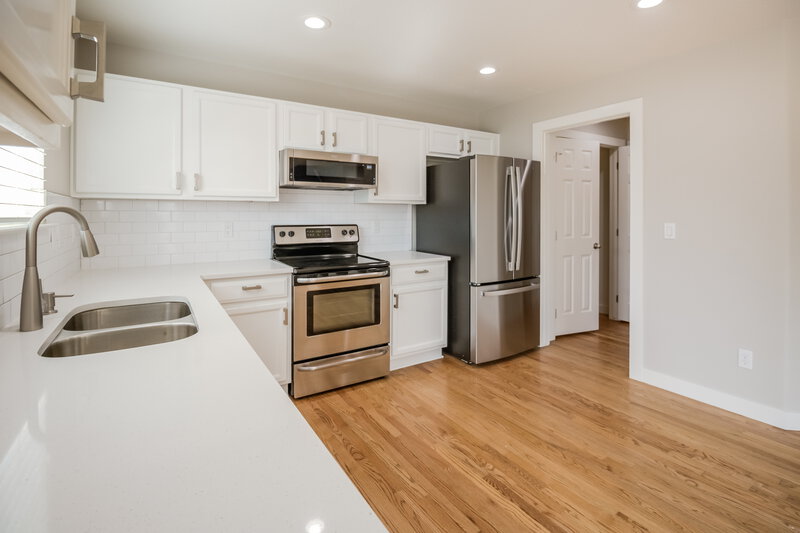 2,895/Mo, 16294 E Phillips Ln Englewood, CO 80112 Kitchen View