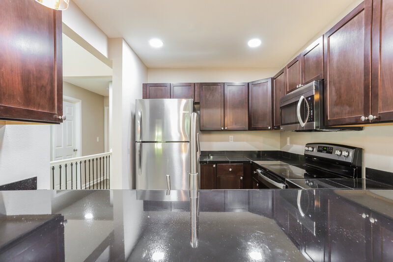 3,015/Mo, 19690 E Bates Dr Aurora, CO 80013 Kitchen View 2