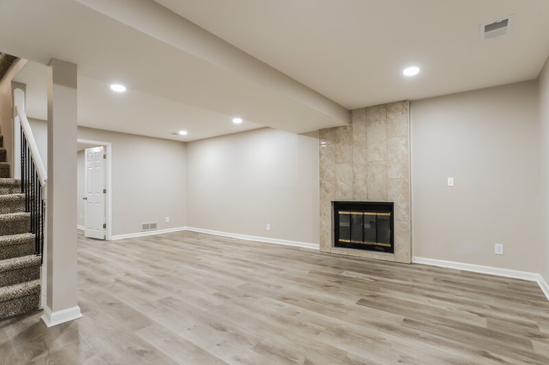 3,015/Mo, 19690 E Bates Dr Aurora, CO 80013 Basement View