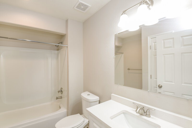 2,680/Mo, 12961 Leesburg Rd Parker, CO 80134 Main Bathroom View