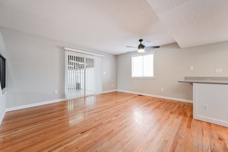 3,125/Mo, 8933 W Star Ave Littleton, CO 80128 Dining Room View