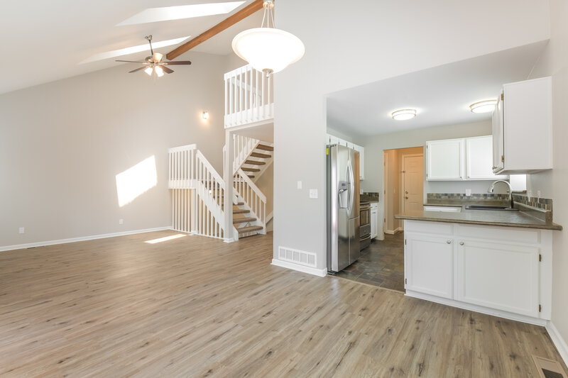 3,220/Mo, 3667 S Fundy Way Aurora, CO 80013 Dining Room View 2