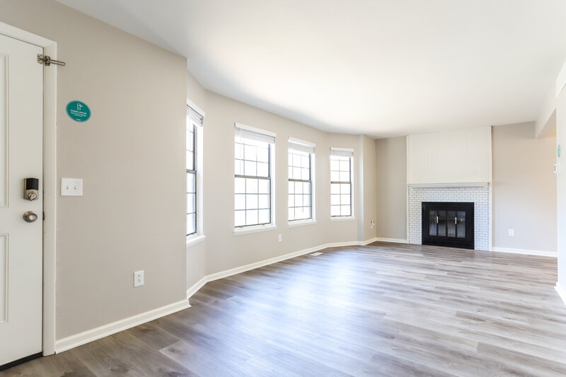 2,810/Mo, 4842 S Pagosa Way Aurora, CO 80015 Living Room View