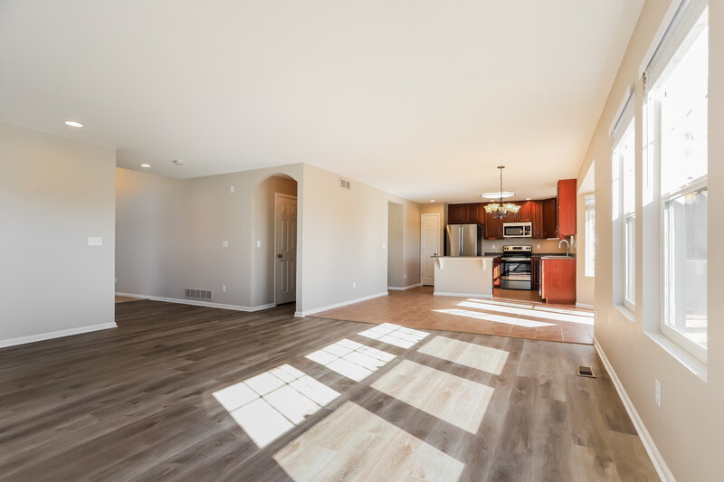 2,510/Mo, 1203 S Coolidge Cir Aurora, CO 80018 Living Room View 2