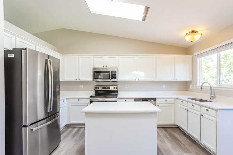 3,090/Mo, 3790 S Lisbon Ct Aurora, CO 80013 Kitchen View