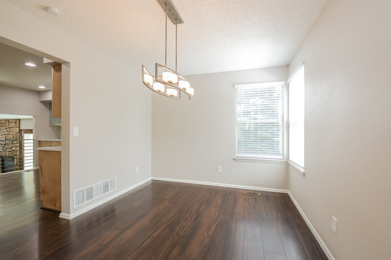 2,725/Mo, 18842 E Chenango Pl Aurora, CO 80015 Dining Room View
