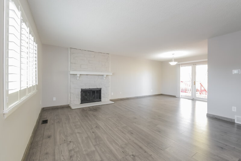2,690/Mo, 8887 W 86th Ave Westminster, CO 80005 Living Room View