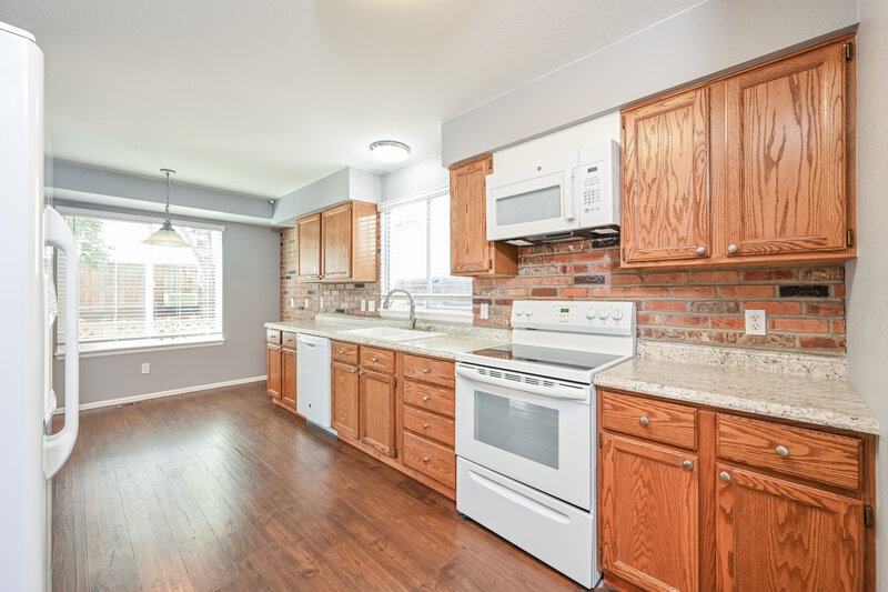 3,220/Mo, 17214 Paoli Way Parker, CO 80134 Kitchen View 2