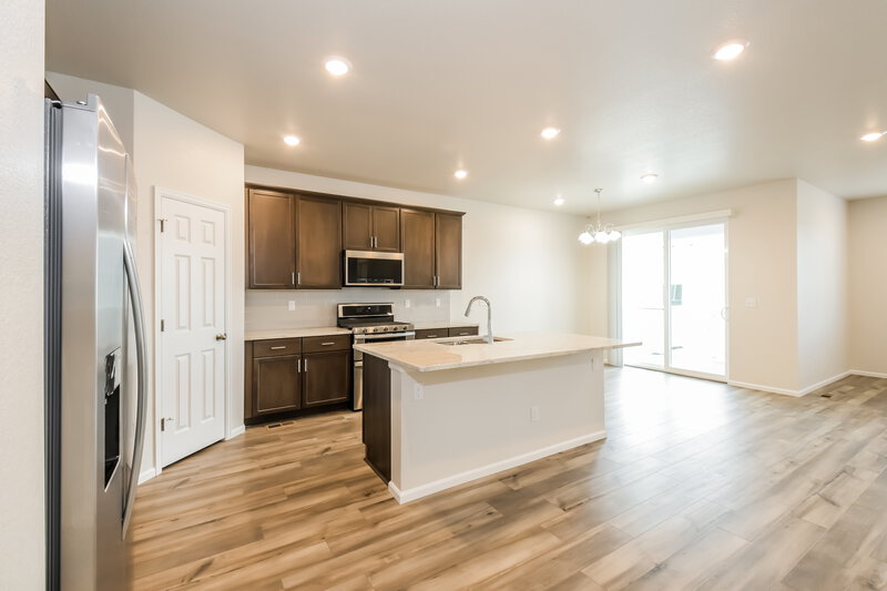 2,915/Mo, 9207 Salida St Commerce City, CO 80022 Kitchen View