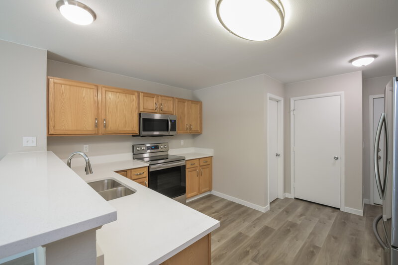 3,210/Mo, 9662 Lamar Pl Westminster, CO 80021 Kitchen View