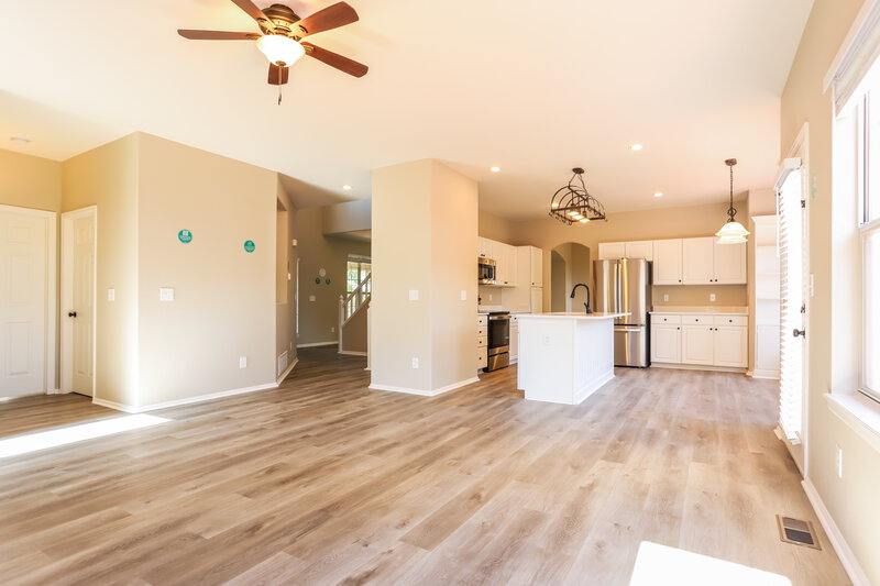 3,450/Mo, 17747 E Dorado Dr Centennial, CO 80015 Sitting Room View 2