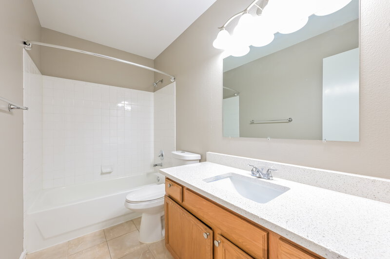 3,670/Mo, 16521 Bluebonnet Dr Parker, CO 80134 Bathroom View 2