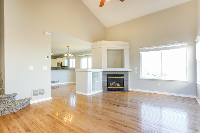 3,930/Mo, 3705 S Quatar Way Aurora, CO 80018 Living Room View
