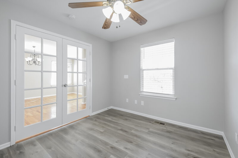 2,605/Mo, 4223 Pioneer Pl Brighton, CO 80601 Office View