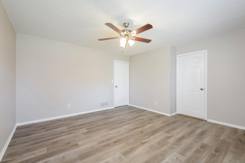 3,095/Mo, 5787 S Odessa St Centennial, CO 80015 Main Bedroom View 2
