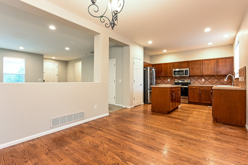 2,775/Mo, 4340 S Iris Ct Littleton, CO 80123 Kitchen View 3