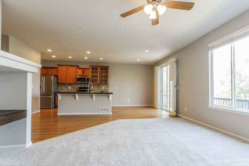3,180/Mo, 13073 Trenton Pl Thornton, CO 80602 Living Room View 2