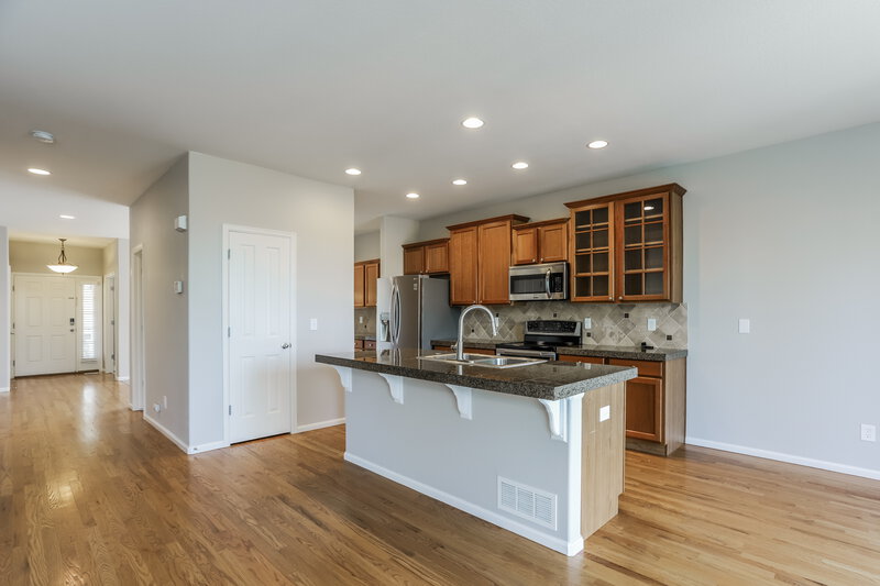 3,180/Mo, 13073 Trenton Pl Thornton, CO 80602 Kitchen View 2