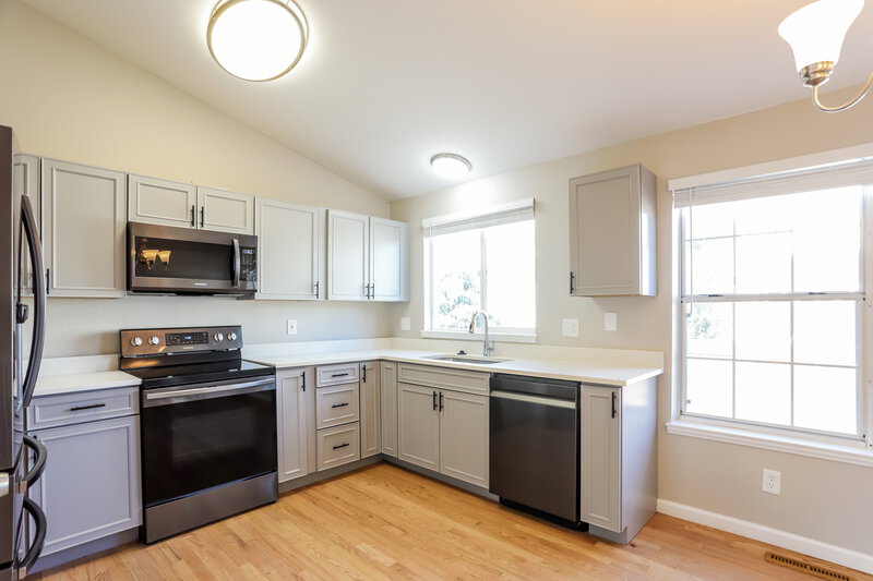 2,950/Mo, 16393 Goldenrod Way Parker, CO 80134 Kitchen View 2