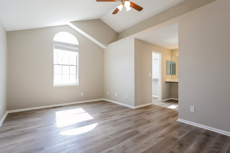 2,950/Mo, 16393 Goldenrod Way Parker, CO 80134 Main Bedroom View 2