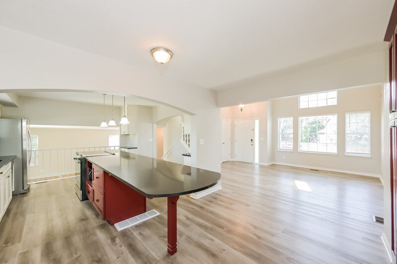 2,975/Mo, 5800 S Rock Creek Dr Castle Rock, CO 80109 Kitchen View