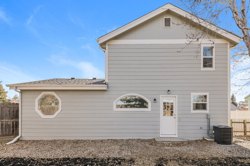 3,930/Mo, 3501 S Richfield Cir Aurora, CO 80013 Rear View