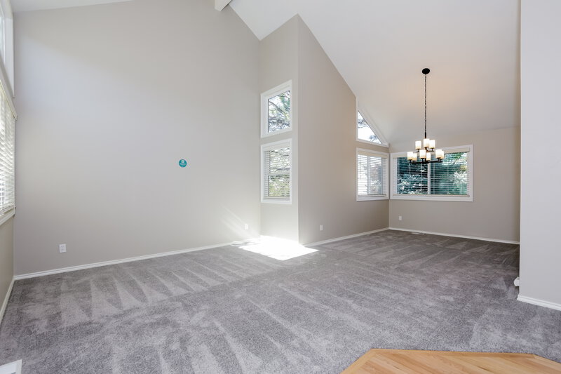 3,700/Mo, 7918 Berkshire Ln Castle Pines, CO 80108 Living Room View 2