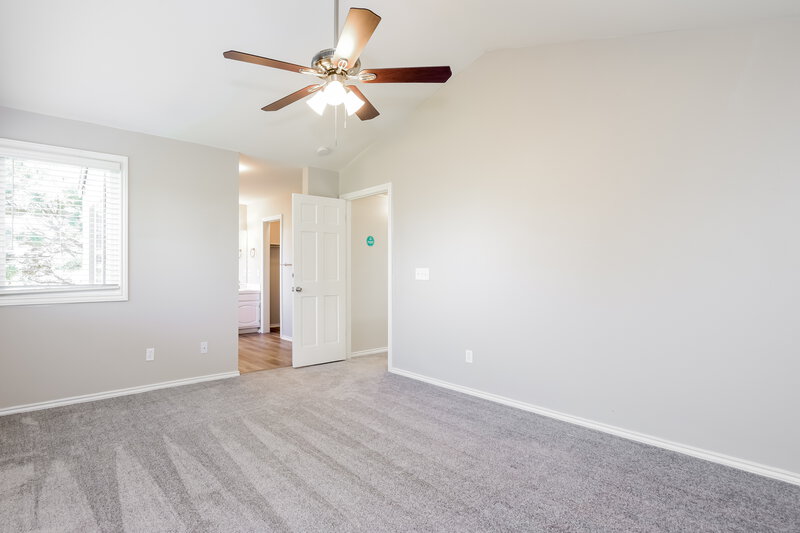 3,700/Mo, 7918 Berkshire Ln Castle Pines, CO 80108 Main Bedroom View 2