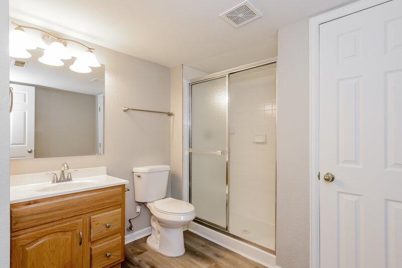 3,700/Mo, 7918 Berkshire Ln Castle Pines, CO 80108 Bathroom View