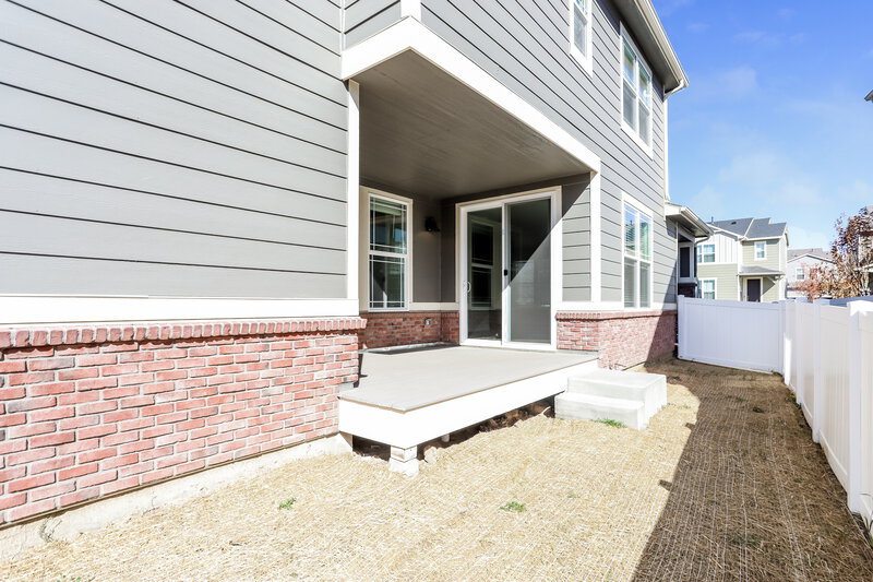 2,555/Mo, 877 Tarragon Rd Brighton, CO 80640 Rear View