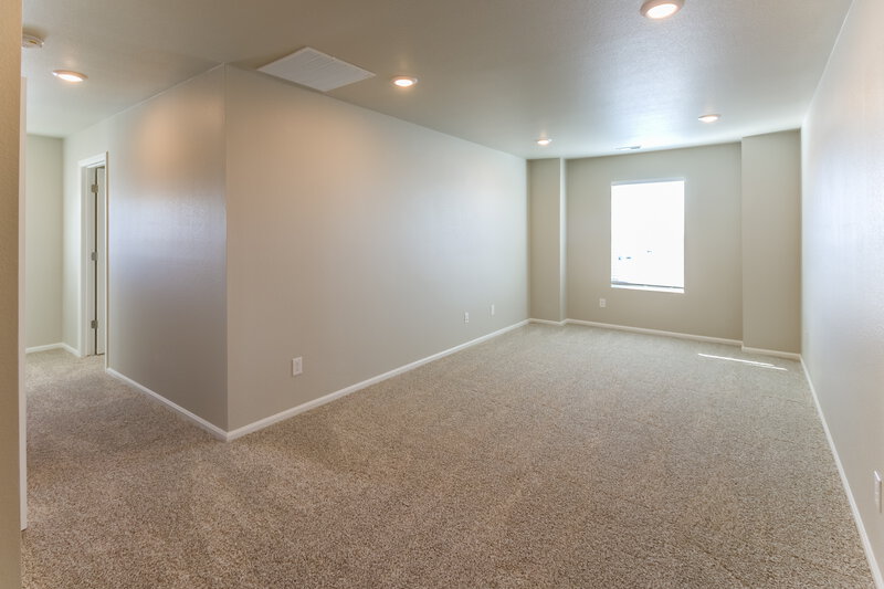 2,415/Mo, 9231 Rifle St Commerce City, CO 80022 Loft View