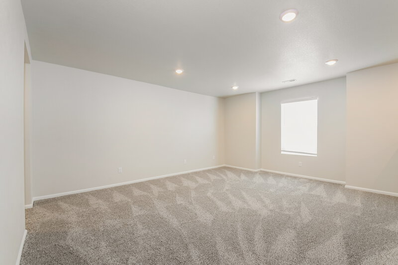 3,380/Mo, 9232 Rifle St Commerce City, CO 80022 Main Bedroom View 2